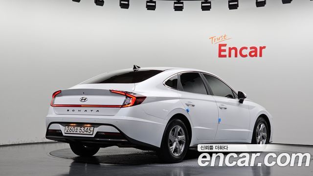 Hyundai Sonata 2.0 Premium — пробег 62 339 км — фото 2 из 5