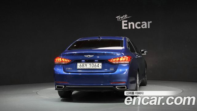 Hyundai Genesis из Кореи Encar