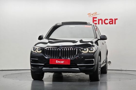 BMW X5 xDrive 45e xLine — пробег 103 566 км — фото 3 из 5