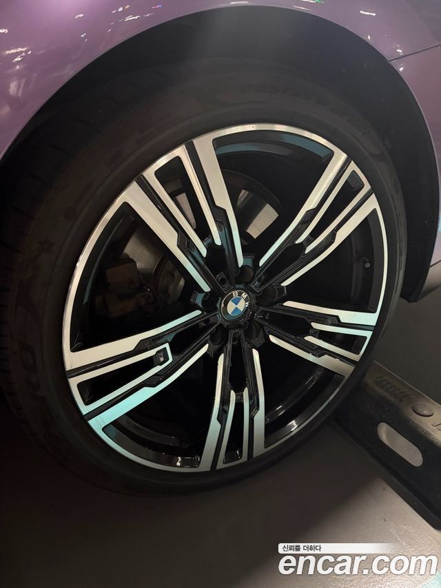 BMW i7 xDrive 60 M sport — пробег 45 000 км — фото 5 из 5