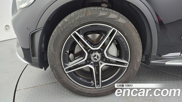 Mercedes-Benz GLC-Class GCL300 4MATIC Coupe — пробег 16 005 км — фото 5 из 5
