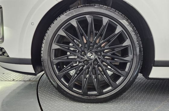 Hyundai Grandeur Calligraphy — пробег 26 450 км — фото 5 из 5