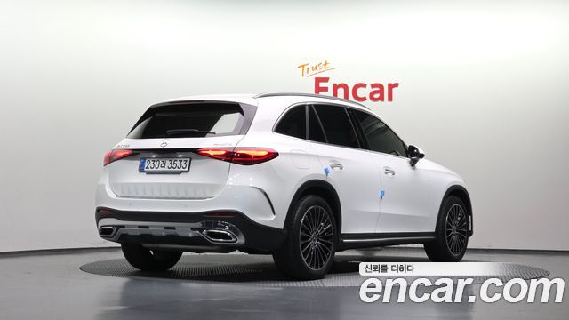 Mercedes-Benz GLC-Class GLC300 4MATIC AMG Line — пробег 13 967 км — фото 2 из 5