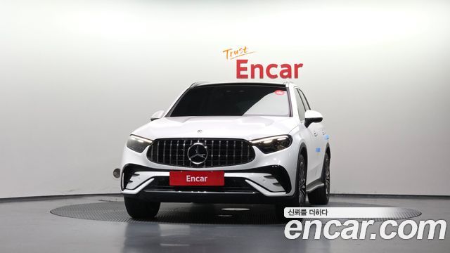 Mercedes-Benz GLC-Class GLC300 4MATIC AMG Line — пробег 13 967 км — фото 3 из 5