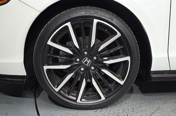 Honda Accord 2.0 Hybrid Touring — пробег 38 103 км — фото 5 из 5