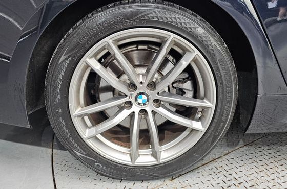 BMW 5-Series 520d M Sport Package Plus — пробег 152 664 км — фото 5 из 5
