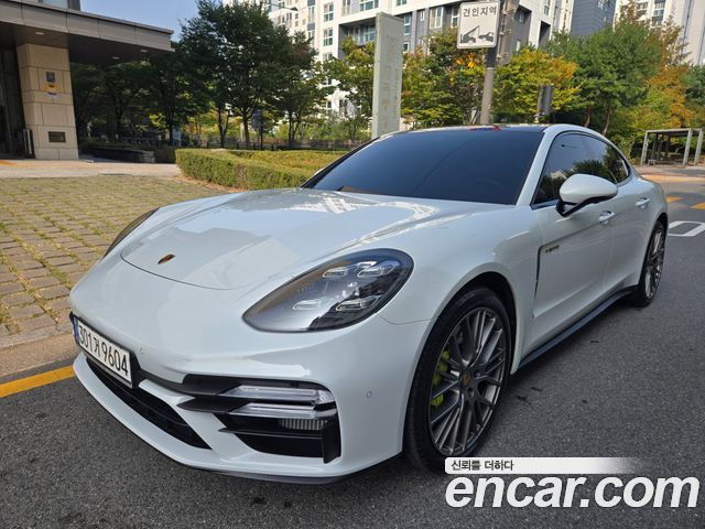 Porsche Panamera 2.9 AWD E-Hybrid Platinum Edition — пробег 18 378 км — фото 2 из 5