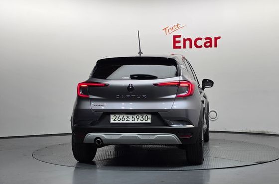 Renault (Samsung) Captur 1.3 TCe Intens — пробег 36 924 км — фото 4 из 5