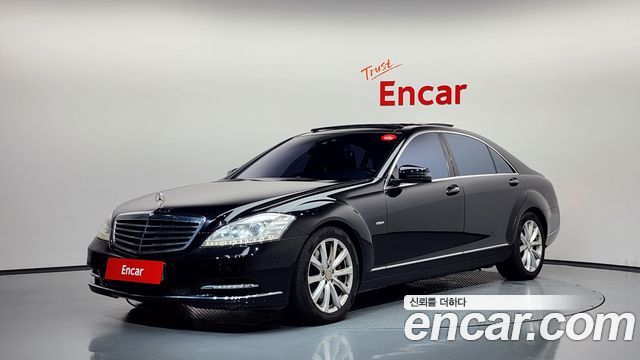 Mercedes-Benz S-Class S500L BlueEFFICIENCY — пробег 228 767 км — фото 1 из 5