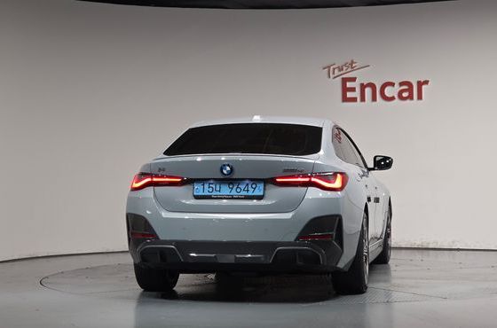 BMW i4 eDrive40 M Sports Pro — пробег 26 907 км — фото 4 из 5