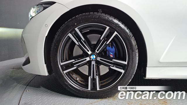 BMW 3-Series из Кореи Encar