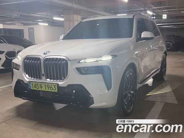 BMW X7 xDrive 40i M Sport 6STR — пробег 11 094 км — фото 1 из 5