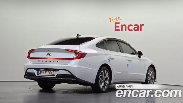 Hyundai Sonata 2.0 Premium Family — пробег 77 224 км — фото 2 из 5