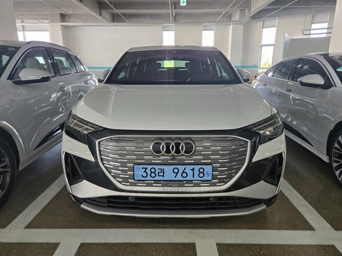 Audi Q4 e-tron 45 Premium Sportback — пробег 600 км — фото 1 из 5