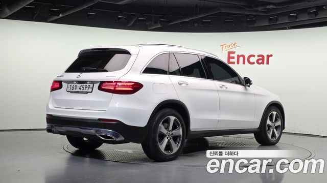 Mercedes-Benz GLC-Class GLC220 d 4MATIC Premium — пробег 178 222 км — фото 2 из 5