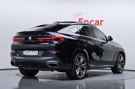 BMW X6 M50i — пробег 26 438 км — фото 2 из 5