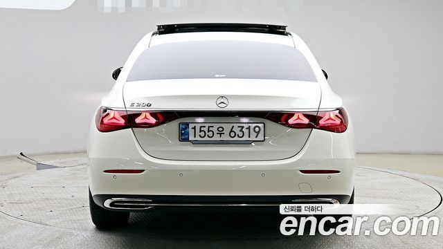 Mercedes-Benz E-Class E200 Avantgarde — пробег 9 796 км — фото 4 из 5