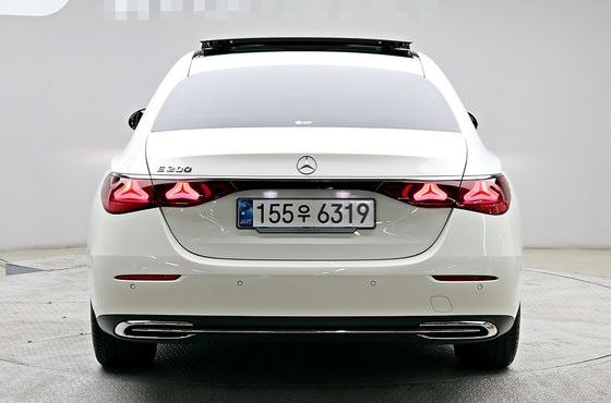 Mercedes-Benz E-Class E200 Avantgarde — пробег 9 796 км — фото 4 из 5