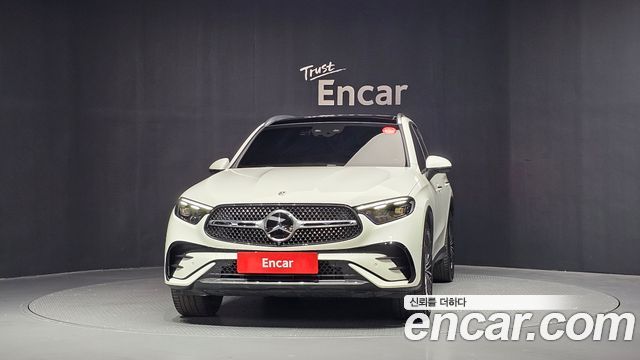 Mercedes-Benz GLC-Class GLC300 4MATIC AMG Line — пробег 13 071 км — фото 3 из 5