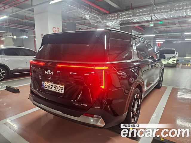 Kia Carnival HEV 9seater Nobless — пробег 31 000 км — фото 2 из 5