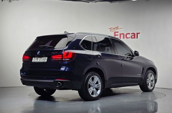 BMW X5 xDrive 30d — пробег 187 137 км — фото 2 из 5
