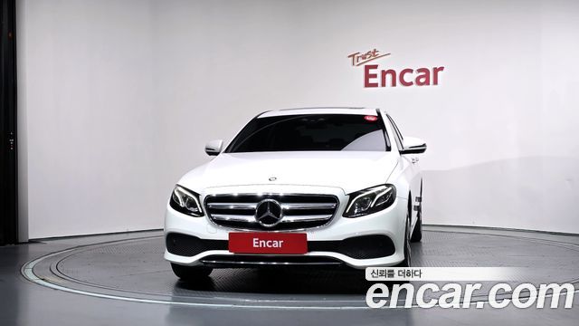 Mercedes-Benz E-Class E300 4MATIC Avnatgarde — пробег 108 784 км — фото 3 из 5