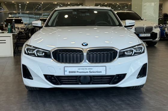 BMW 3-Series 320i — пробег 7 519 км — фото 3 из 5