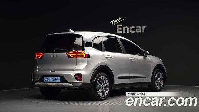 Kia Niro из Кореи Encar