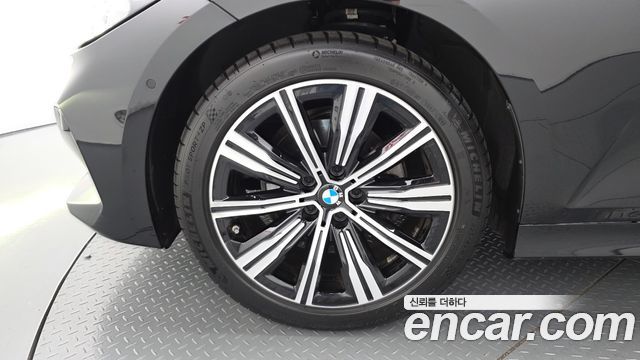 BMW 3-Series из Кореи Encar