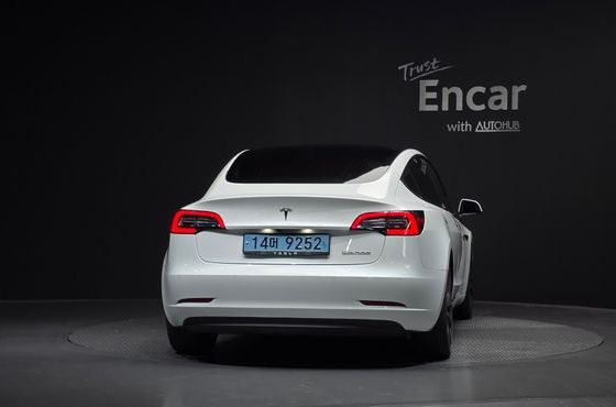Tesla Model 3 Long Range AWD — пробег 94 972 км — фото 4 из 5