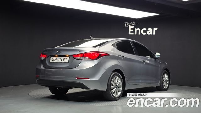 Hyundai AVANTE 1.6 VGT Smart Standard — пробег 195 333 км — фото 2 из 5