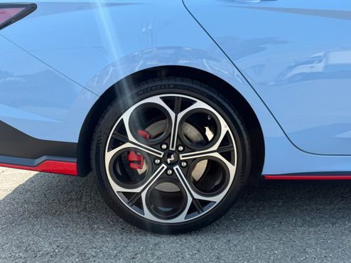 Hyundai AVANTE 2.0 N — пробег 18 000 км — фото 5 из 5