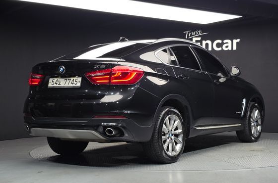 BMW X6 xDrive 30d — пробег 152 967 км — фото 2 из 5