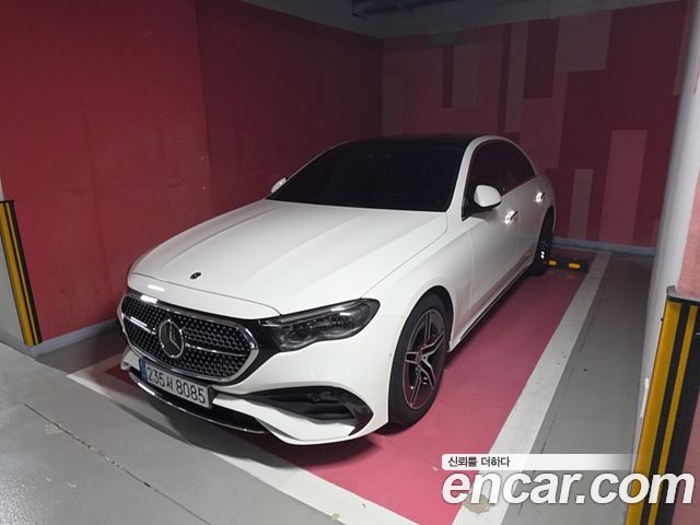 Mercedes-Benz E-Class E300 4MATIC AMG Line — пробег 18 000 км — фото 1 из 5