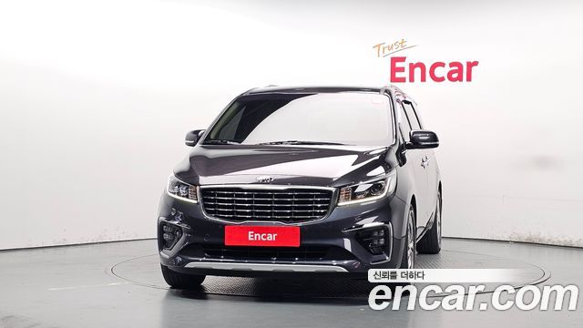 Kia Carnival 9-Seater Noblesse Special — пробег 74 791 км — фото 3 из 5