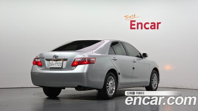 Toyota Camry Hybrid — пробег 37 041 км — фото 2 из 5