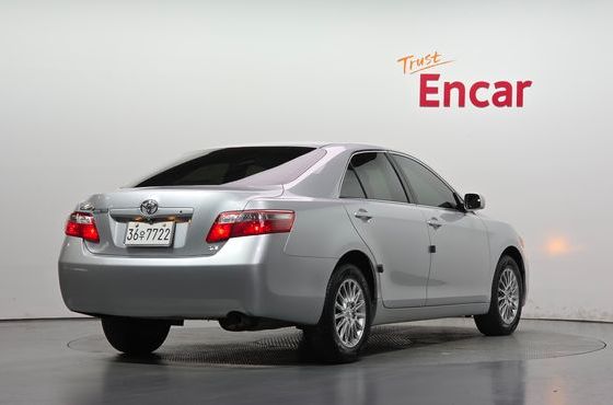 Toyota Camry Hybrid — пробег 37 041 км — фото 2 из 5