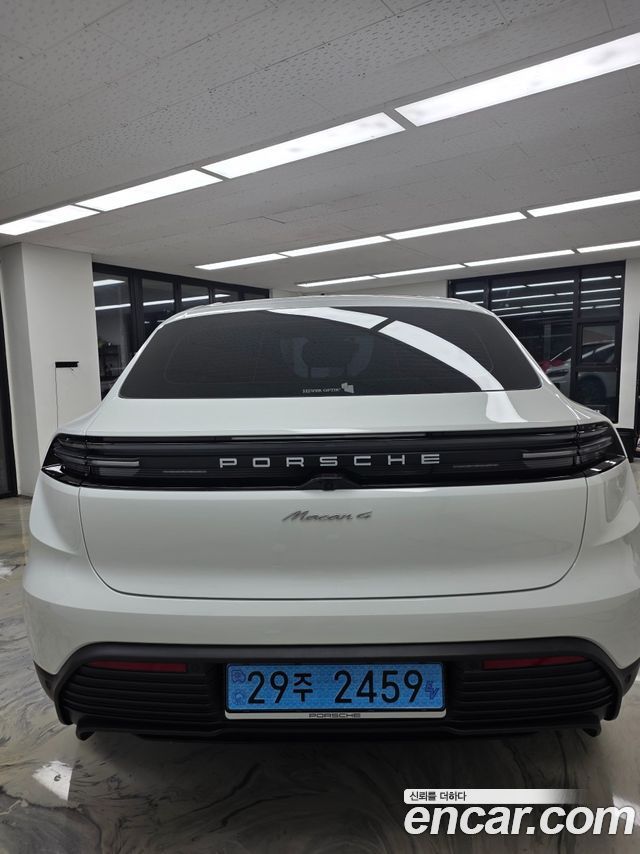 Porsche Macan Base 4 — пробег 19 000 км — фото 3 из 5