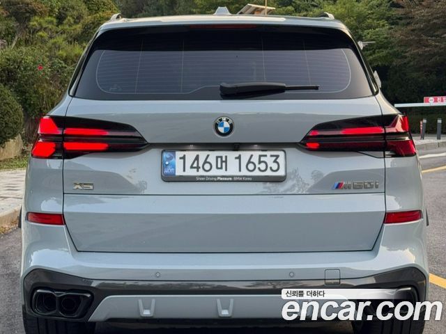 BMW X5 M60i — пробег 14 000 км — фото 3 из 5