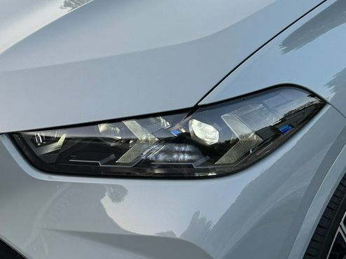 BMW X5 M60i — пробег 14 000 км — фото 4 из 5