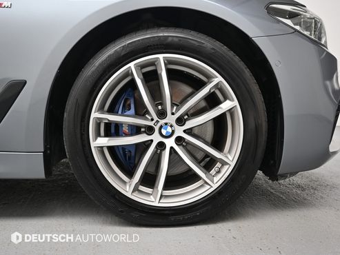 BMW 5-Series 530i xDrive M Sport Package Plus — пробег 122 265 км — фото 5 из 5