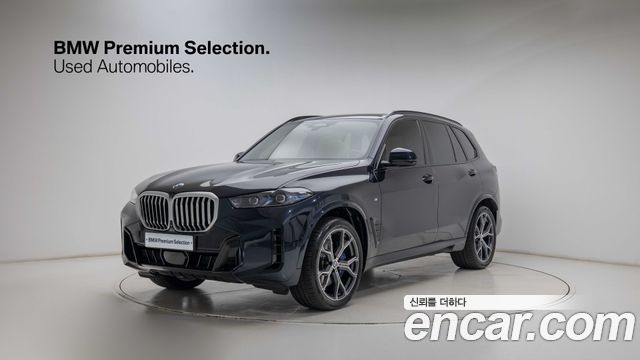 BMW X5 xDrive 40i M Sport — пробег 4 065 км — фото 1 из 5