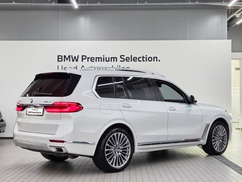 BMW X7 xDrive 40i Design Pure Excellence 6-Seater — пробег 19 800 км — фото 2 из 5