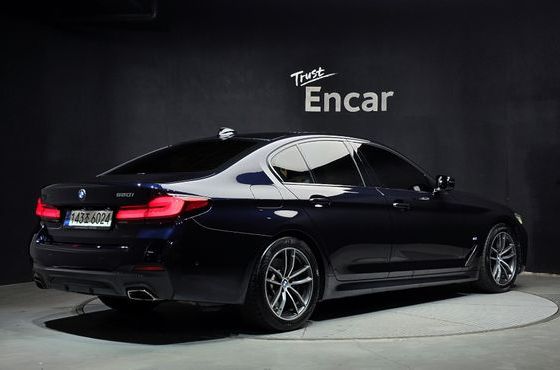 BMW 5-Series 520i M Sport — пробег 91 413 км — фото 2 из 5