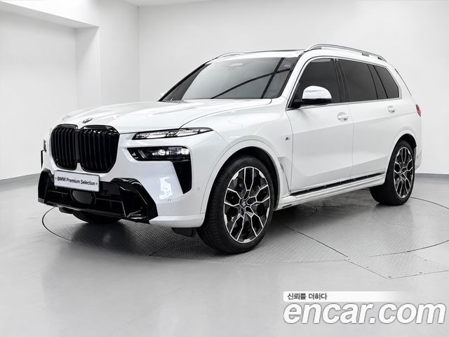 BMW X7 xDrive 40i M Sport 6STR — пробег 14 138 км — фото 1 из 5