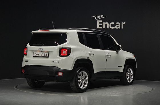 Jeep Renegade 2.0 Diesel Longitude AWD — пробег 81 278 км — фото 2 из 5