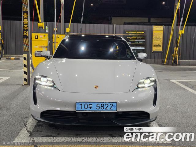 Porsche Taycan Base — пробег 48 000 км — фото 1 из 5