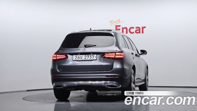 Mercedes-Benz GLC-Class GLC220 d 4MATIC Premium — пробег 65 399 км — фото 4 из 5