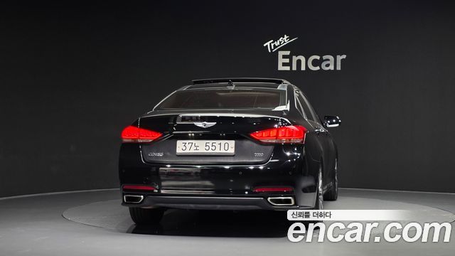 Hyundai Genesis из Кореи Encar