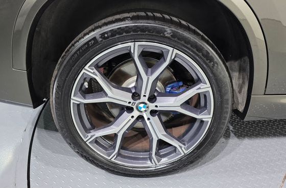 BMW X5 xDrive 40i M Sport — пробег 66 800 км — фото 5 из 5